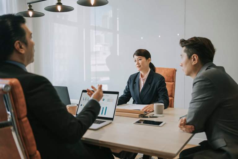 What’s the Difference Between Accounting and Finance?