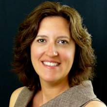 Portrait of Heather Leggiero