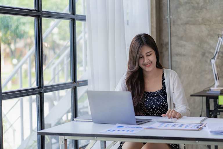 How to Become a Tax Preparer