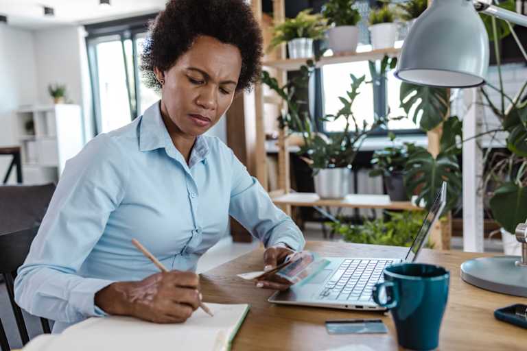 What Is a Staff Accountant?